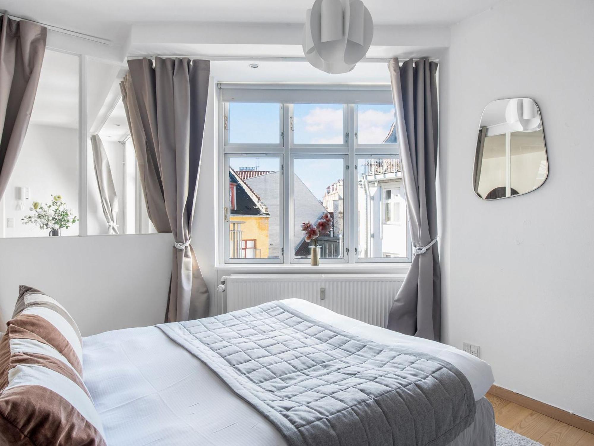 Apartment Sanders - Popular One-bedroom In The Lovely Capital